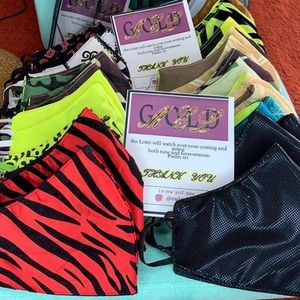 Cloth face masks; custom made